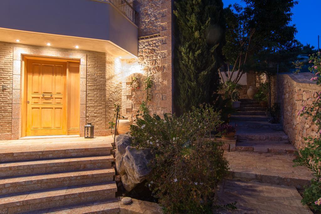 Villa Maira Luxurious With Private Swimming Pool Kórfos Exterior foto